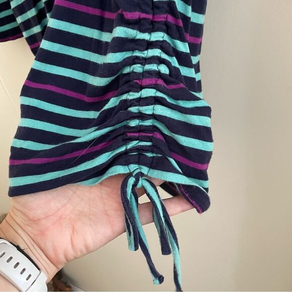 2 Liz Lange maternity shirts bundle // size Medium‎ - Picture 8 of 16